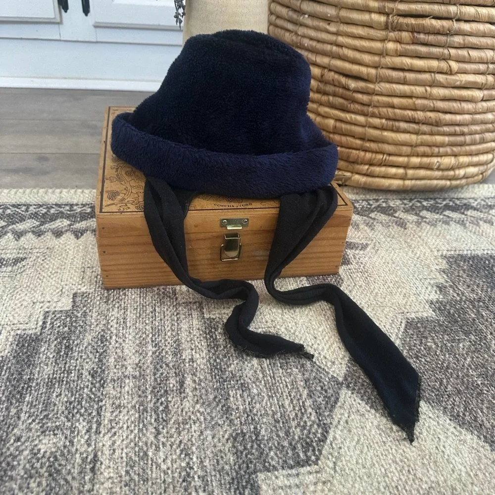 Vintage Women’s Navy Plush Winter Bucket Hat with Ear Protection Scarf Like Ties